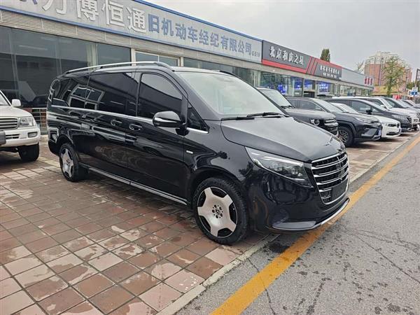 V 2024 V 300 L 
