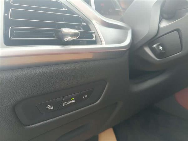 X5 2023 xDrive 40Li M˶ҹװ