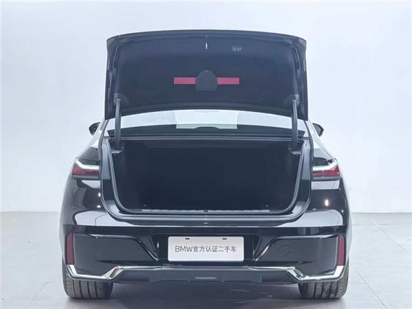 7ϵ 2023 735Li M˶װ