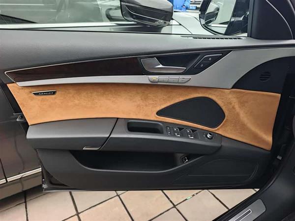 µA8 2017 A8L 45 TFSI quattro׿Խȷذ