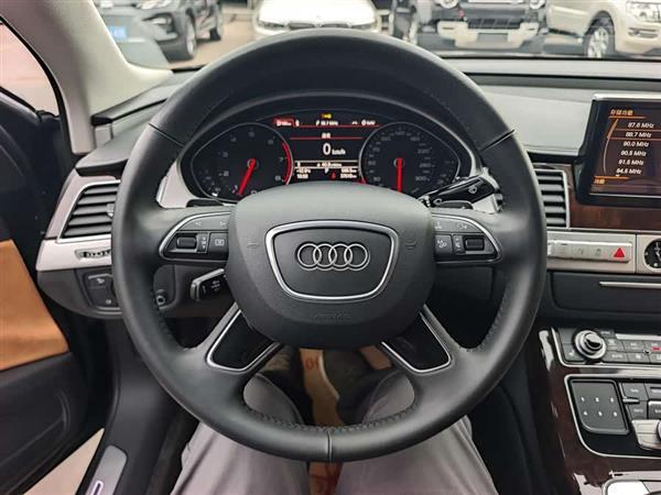 µA8 2017 A8L 45 TFSI quattro׿Խȷذ