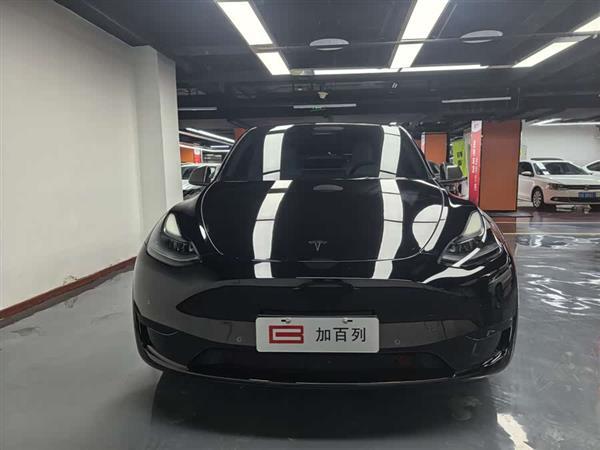 Model Y 2022 