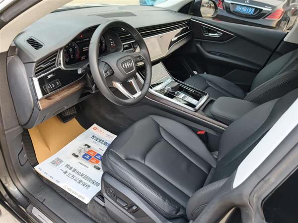 µQ8 2019 55 TFSI 