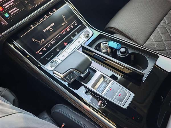 µA8 2024 A8L 55 TFSI quattro 콢