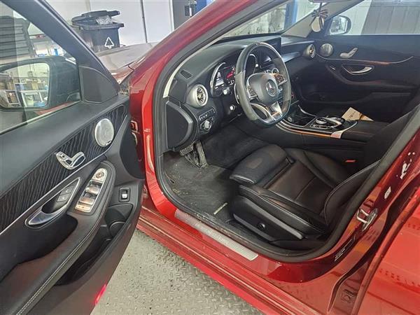 C() 2017 Ŀ C 200 4MATIC нγ