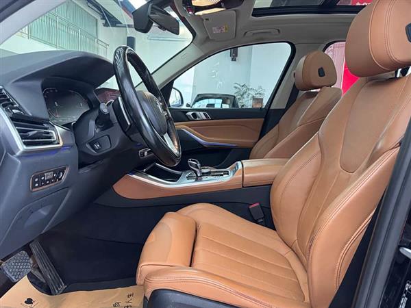 X5() 2019 xDrive40i M˶װ