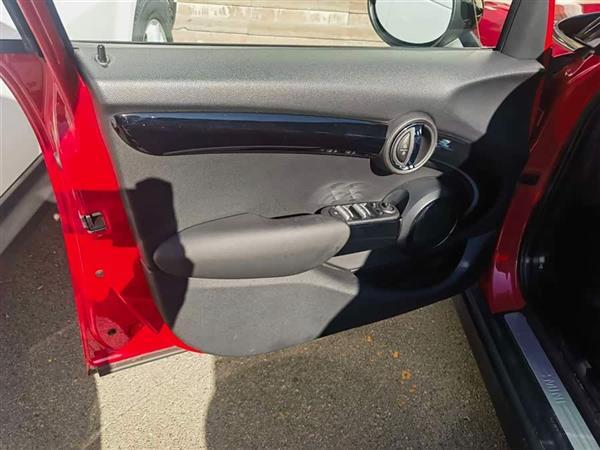 MINI 2018 1.5T COOPER  Ű