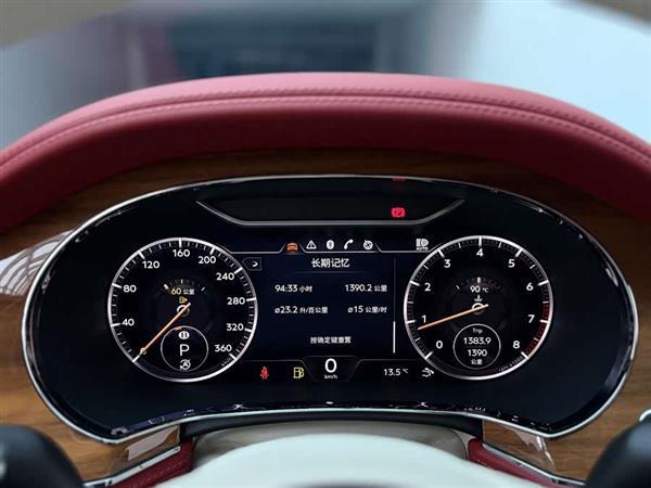 ŷ½ 2022 4.0T GT V8