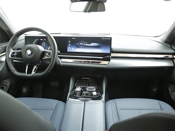 5ϵ 2024 530Li  M˶װ