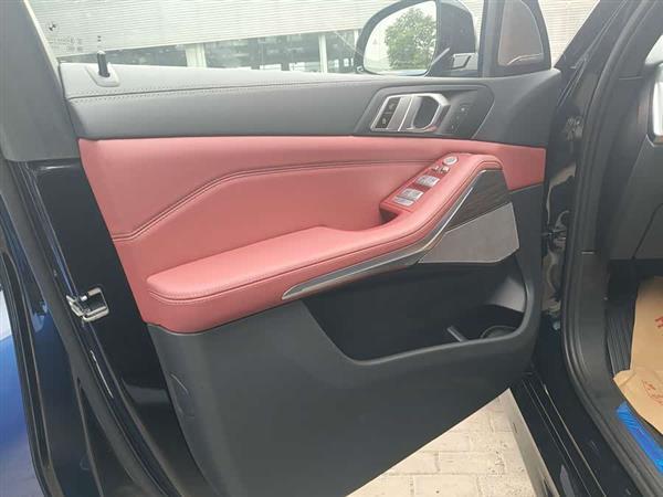 X5 2023 xDrive 40Li M˶ҹװ