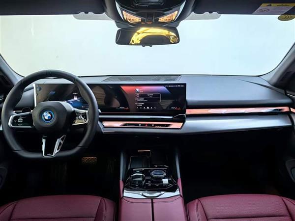 i5 2025 eDrive 40L M˶װ