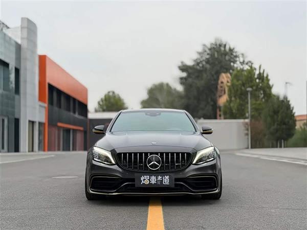 CAMG 2019 AMG C 63