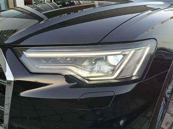 µA6L 2024 45 TFSI quattro ѡ