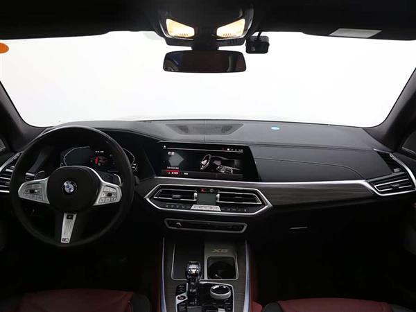X5 2022 Ŀ xDrive 40Li M˶װ