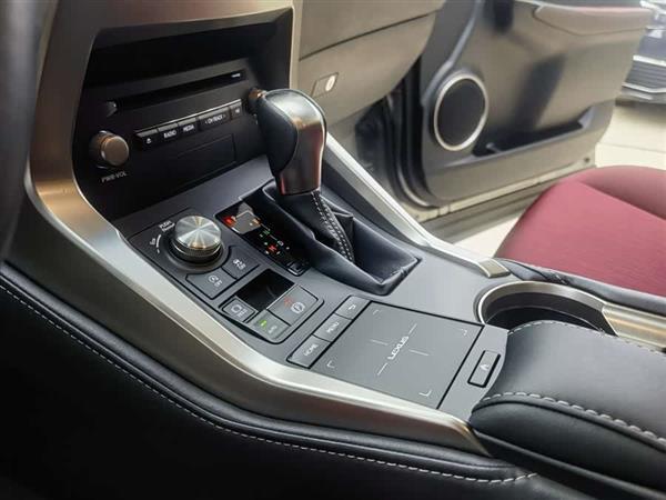 ׿˹NX 2018 200 ǰ а VI