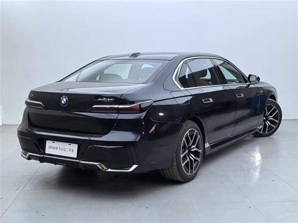 i7 2023 eDrive50L M˶װ