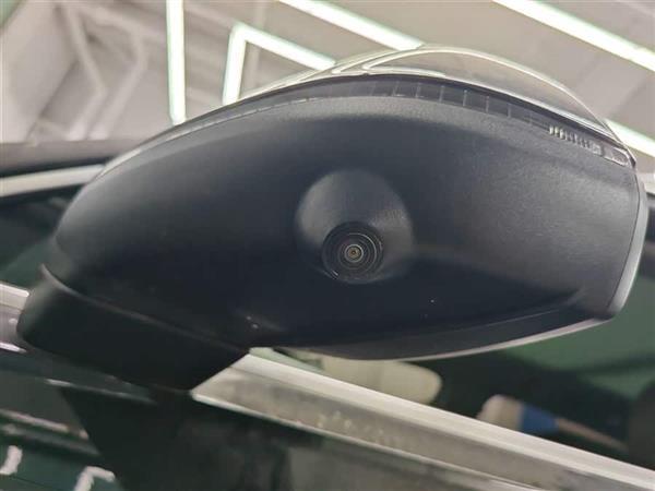 �µ�Q7 2018�� 45 TFSI S line�˶���