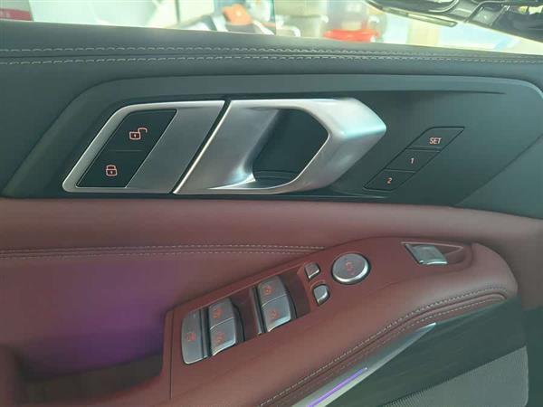 ����X5 2023�� xDrive 40Li ������M�˶���ҹ��װ