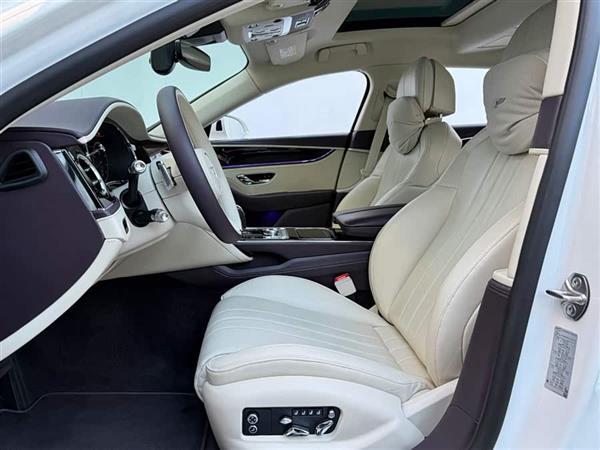 �ɳ� 2024�� 4.0T V8 ��׼��