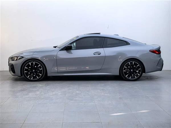����4ϵ 2024�� 430i M�˶���ҹ��װ
