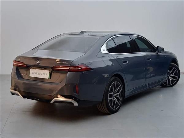 ����i5 2024�� eDrive 35L ������ M�˶���װ