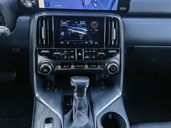 �׿���˹LX 2023�� 600 �����