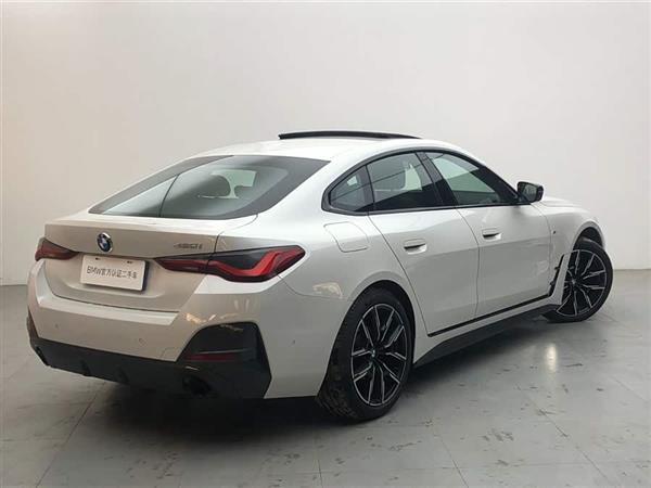 ����4ϵ 2023�� 425i Gran Coupe M�˶���ҹ��װ
