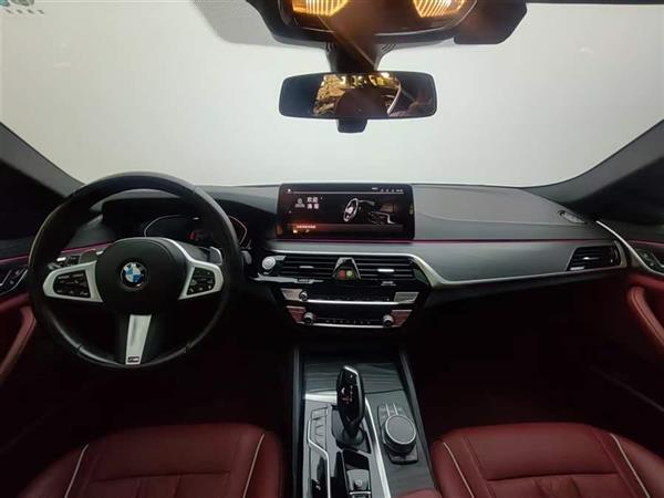 ����5ϵ 2021�� 530Li ������ M�˶���װ