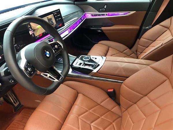 ����7ϵ 2023�� 740Li ������ M�˶���װ