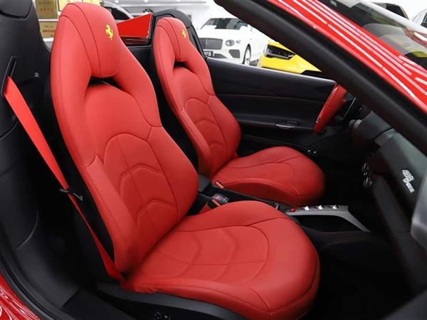 ������488 2015�� 488 Spider