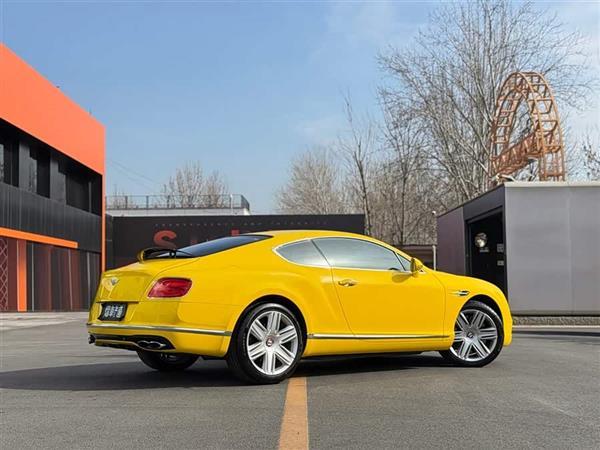 ŷ½ 2016�� 4.0T GT V8 ��׼��