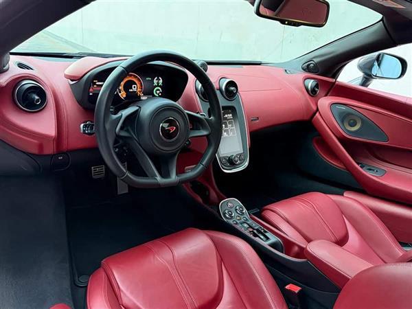 ������570 2019�� 570GT 3.8T Coupe