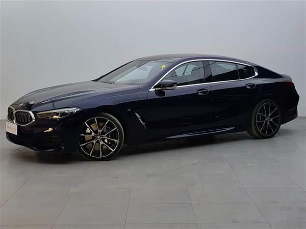 ����8ϵ 2022�� 840i xDrive ���Ž��ܳ� M�˶���װ