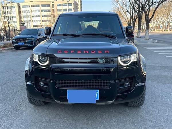 ·����ʿ 2024�� 110 5.0T V8