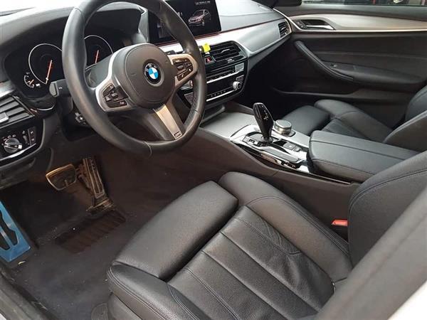 ����5ϵ(����) 2019�� 525i M�˶���װ