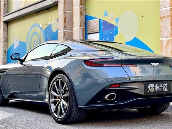 ��˹�١�����DB11 2020�� 4.0T V8 Coupe
