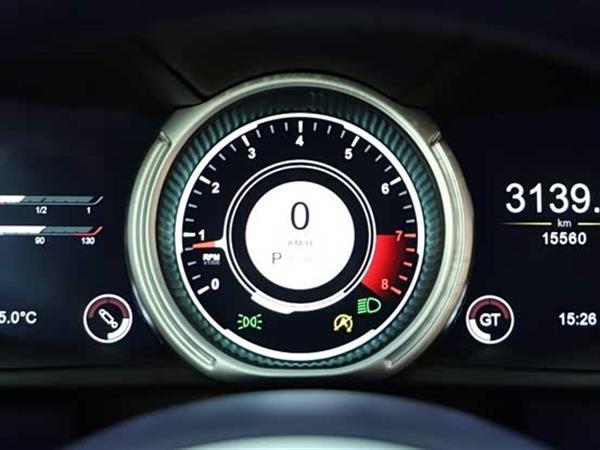 ��˹�١�����DB11 2020�� 4.0T V8 Coupe