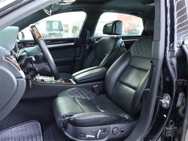 �µ�A8 2006�� A8L 6.0 W12 quattro�콢��