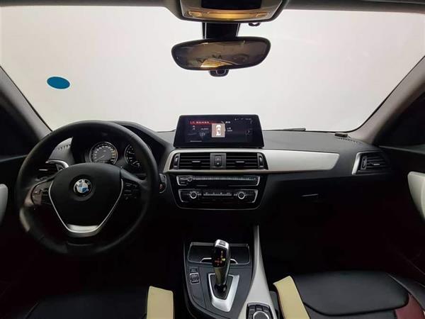 ����1ϵ(����) 2016�� 118i ������