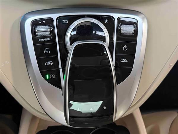 ����V�� 2018�� V 260 L ���ӳ��� ��VI