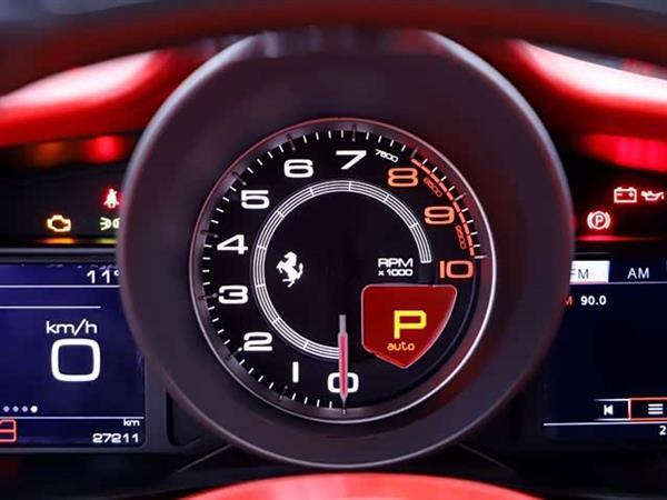 ������488 2015�� 488 Spider