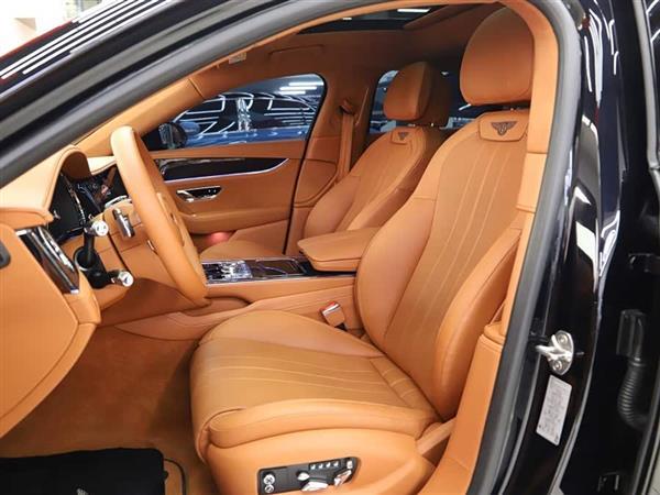 �ɳ� 2022�� 4.0T V8 ��׼��