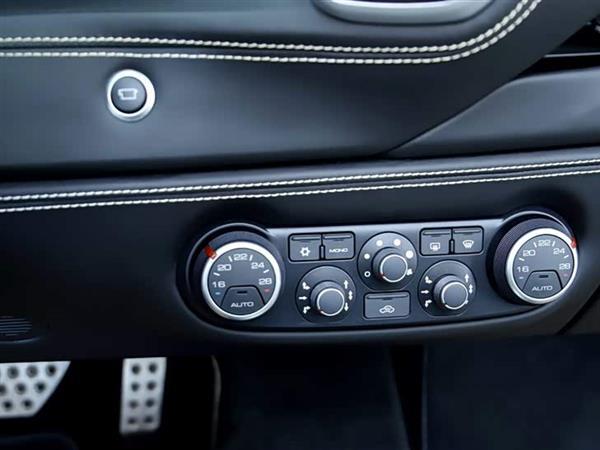 ������488 2015�� 488 Spider