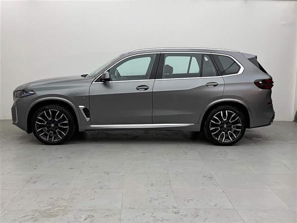 ����X5 2023�� xDrive 40Li M�˶���װ
