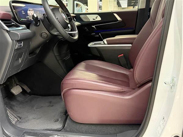 ���� 2025�� 2.0T ����������