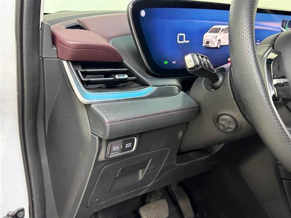 ���� 2025�� 2.0T ����������