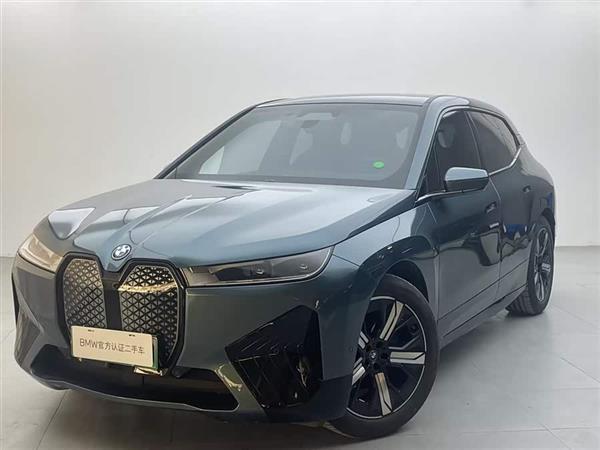 ����iX 2022�� xDrive40