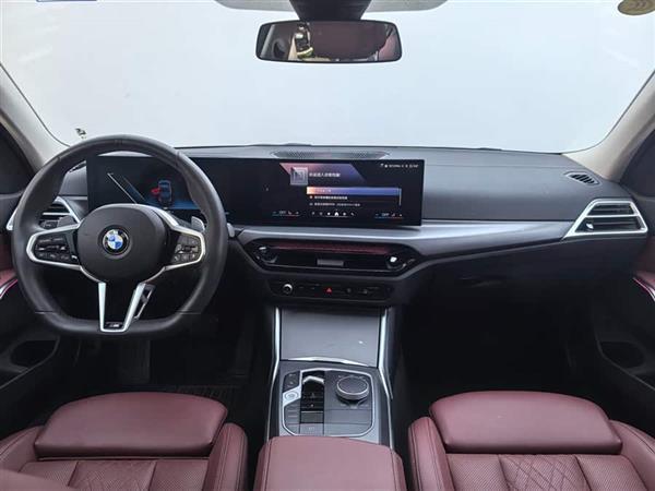 ����3ϵ 2025�� 325i M�˶���װ