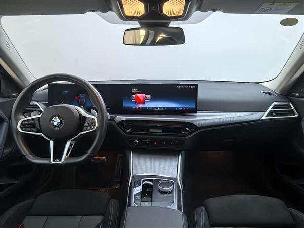 ����2ϵ(����) 2023�� 225i M�˶���ҹ��װ