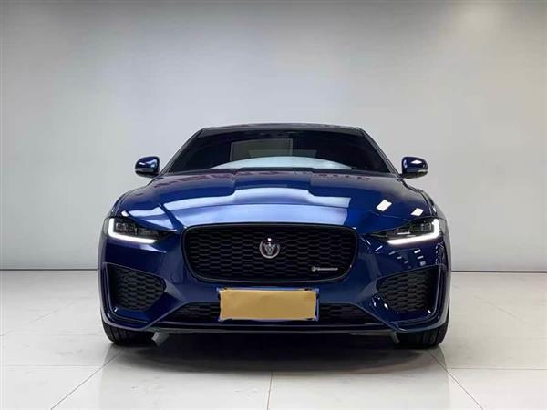 �ݱ�XEL 2021�� 2.0T 250PS R-DYNAMIC S��ȡ�˶���